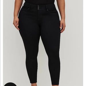 Torrid Black Jegging 24T